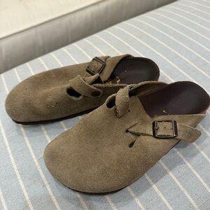 Boston Birkenstock sage green